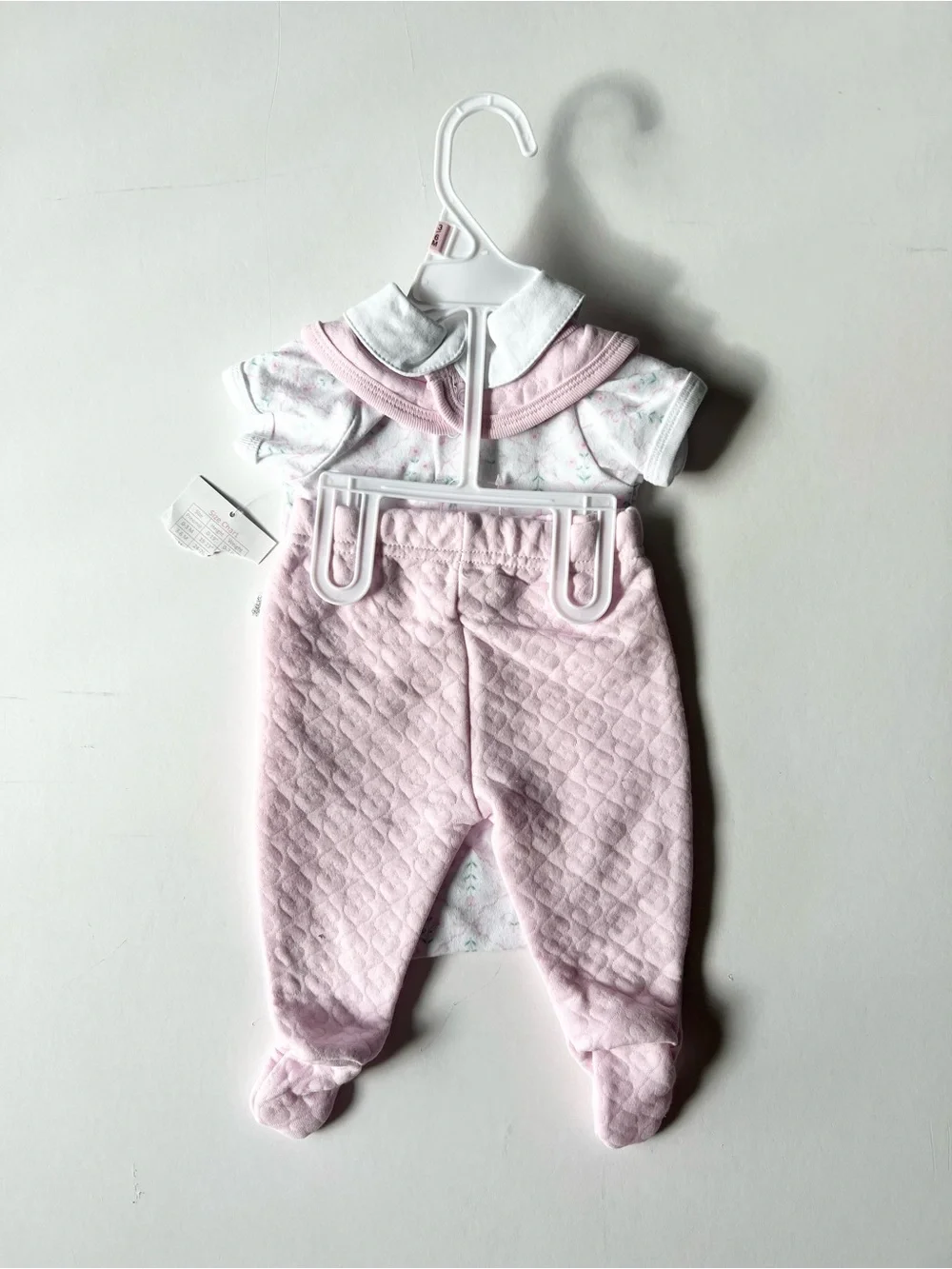 6 Baby Girl Pink Matching Sets size 3-6 months Assorted clothes and accessories